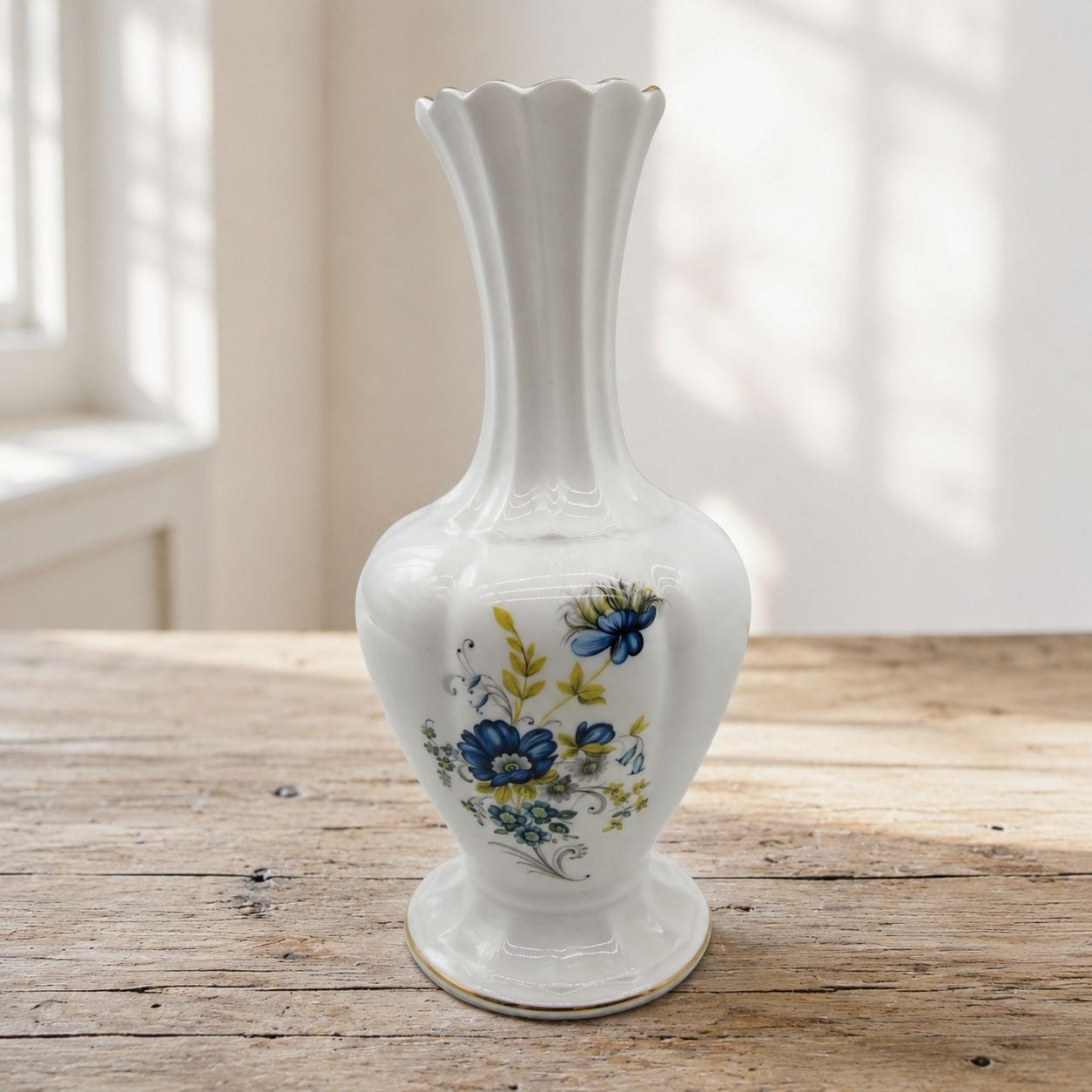 Vintage Royal Tara Fine Bone China 8" Bud Vase Blue Cornflower Irish Galway
